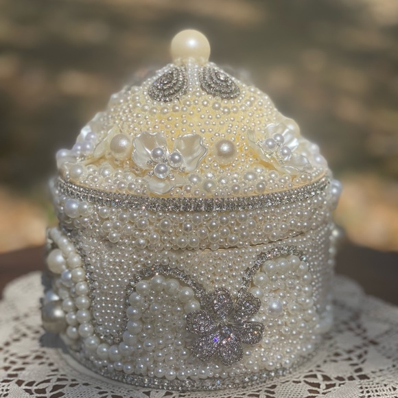 Bridal Keepsake Box - Picture 8 of 9